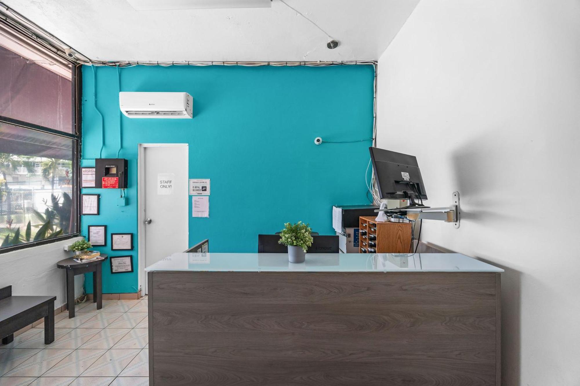 Borinquen Beach Inn San Juan Eksteriør billede