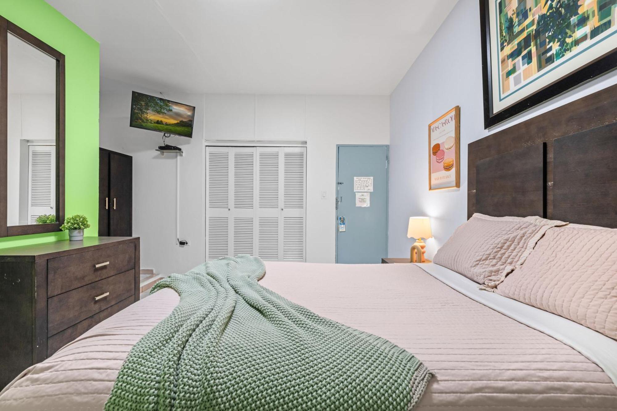 Borinquen Beach Inn San Juan Eksteriør billede