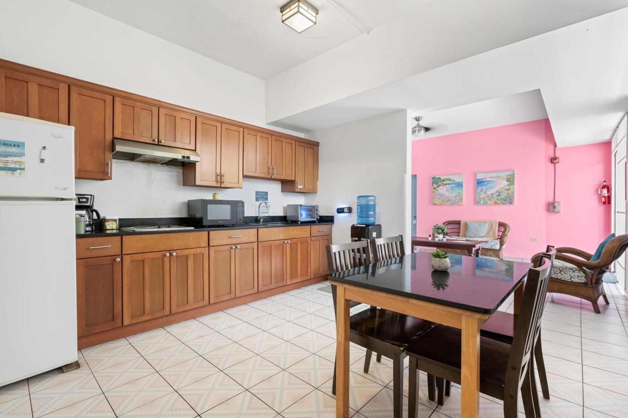 Borinquen Beach Inn San Juan Eksteriør billede